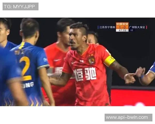 肖智：从青涩少年到中国足球的坚韧先锋之路