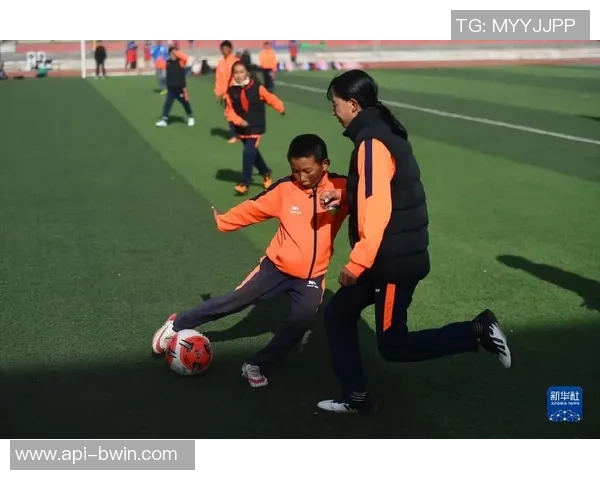 足球业余国家队的崛起与发展探索如何推动全民健身与足球文化的融合