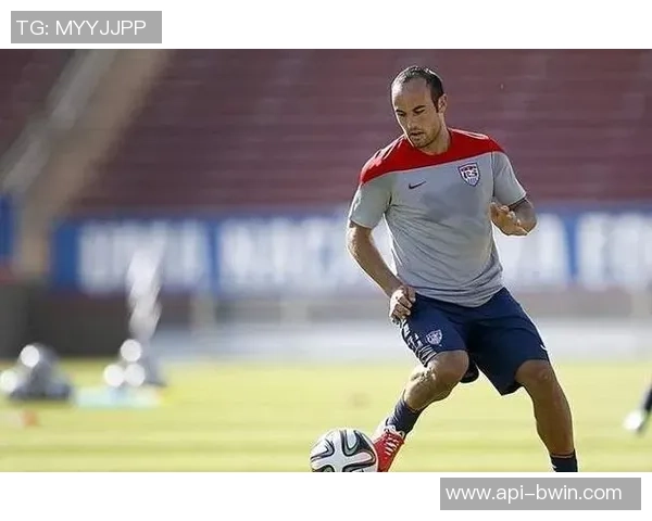 足球场上的小巨人最矮球员如何在绿茵场上书写传奇